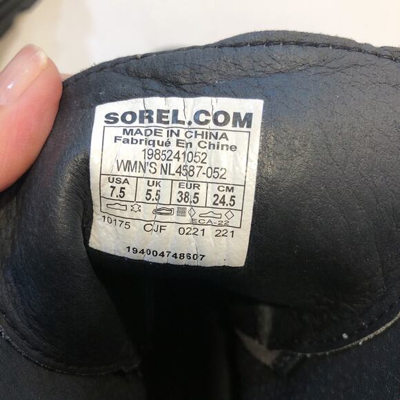 Sorel Joan of Arctic III Gray Wedge Boots - Picture 8 of 9